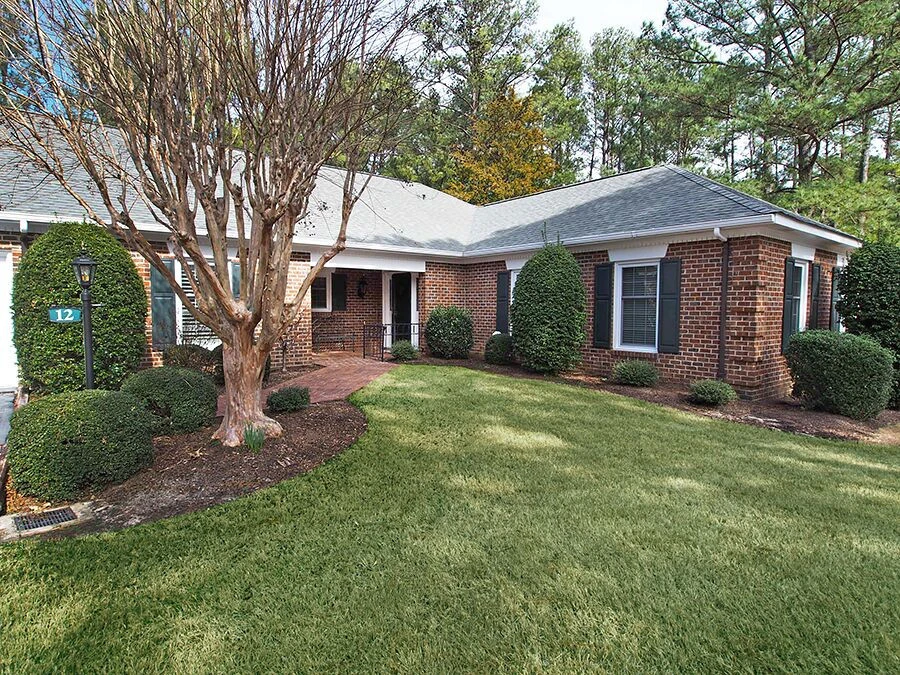 12 Middleton Court, Southern Pines, NC 28387, Presented by Anita M